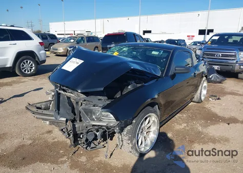 2014 Ford Mustang V6 from USA, damaged, VIN 1ZVBP8AM1E5332198